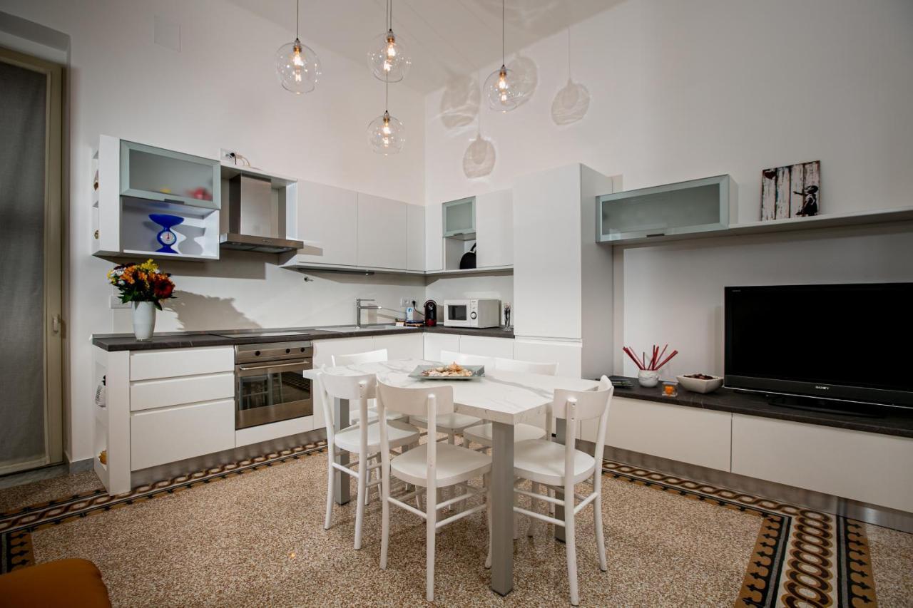 バーリAbate Luxury Interno 3アパートメント エクステリア 写真