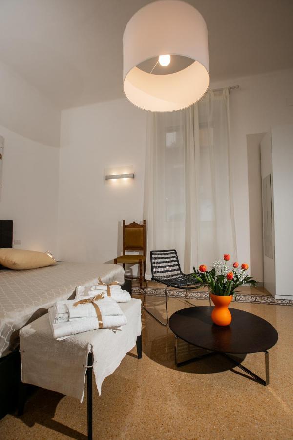 バーリAbate Luxury Interno 3アパートメント エクステリア 写真