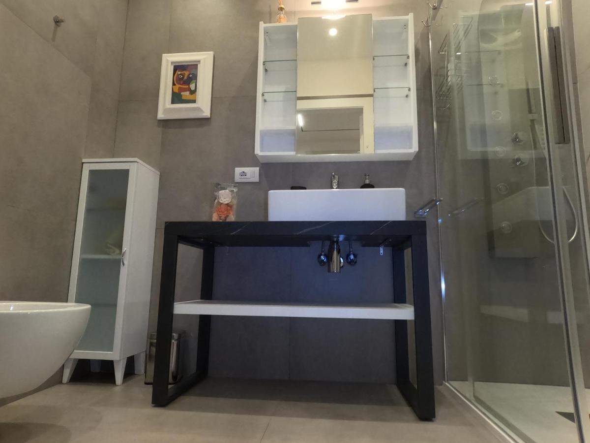 バーリAbate Luxury Interno 3アパートメント エクステリア 写真